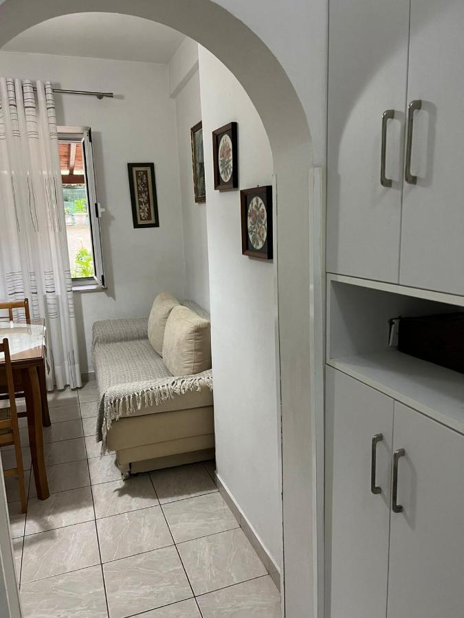 Goni Guest House Sarande Ngoại thất bức ảnh