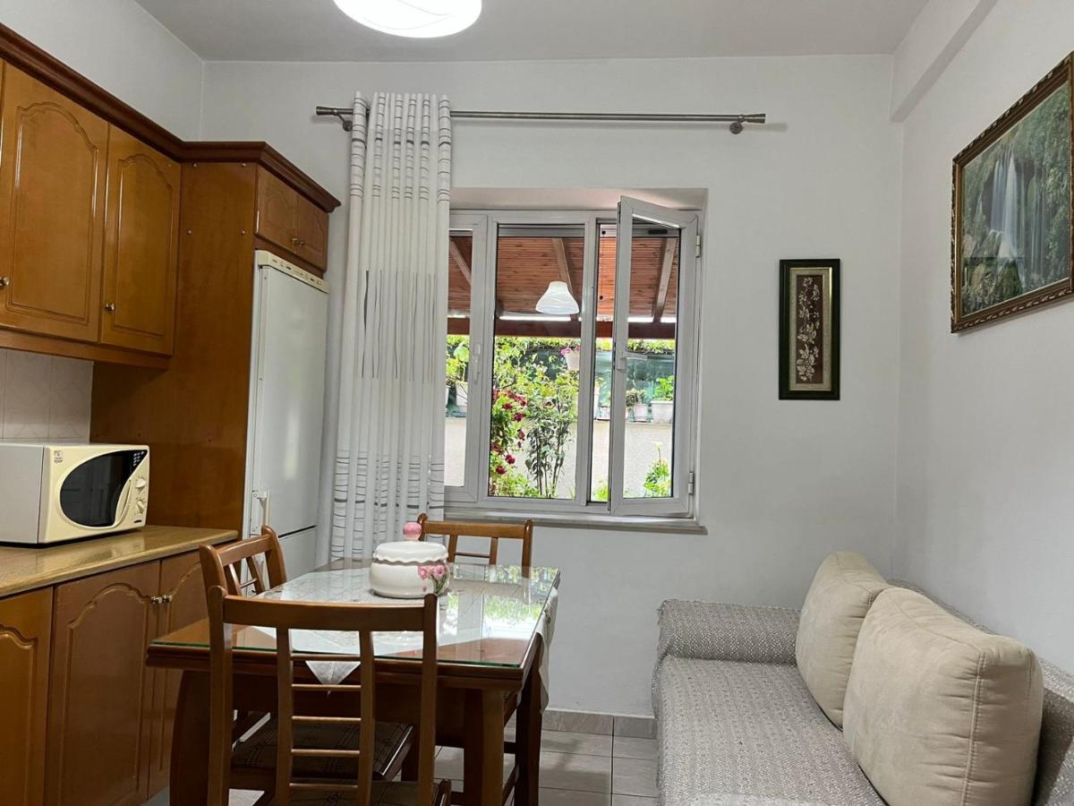 Goni Guest House Sarande Ngoại thất bức ảnh