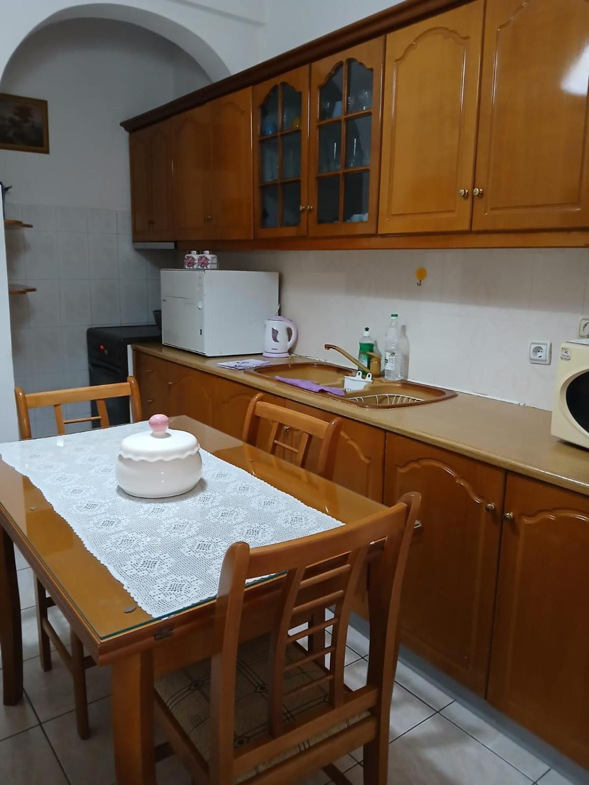 Goni Guest House Sarande Ngoại thất bức ảnh